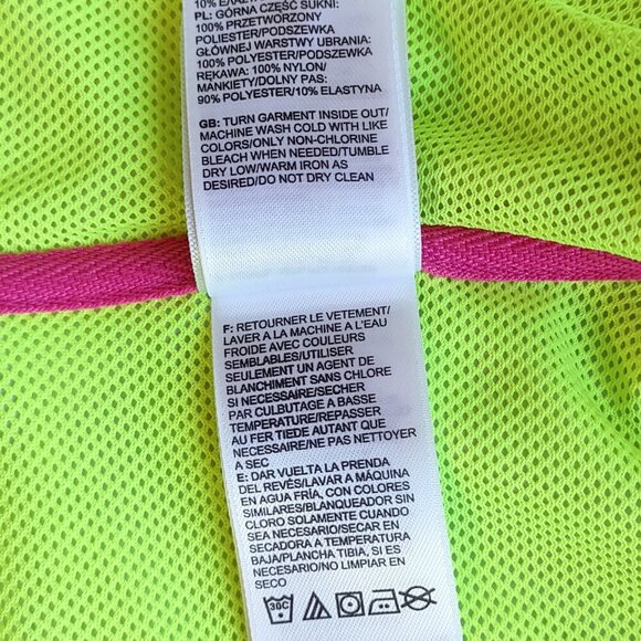 The North Face Camo Hooded Windbreaker Jacket Full Zip Pockets Womens Small - Picture 10 of 10